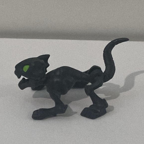 Mighty Wizard Vog Red Wand, Magical Wizard Tower & Accessories! | Tower Untested - Picture 7 of 9